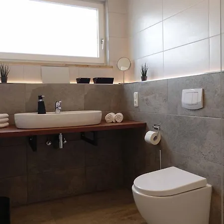 Lehner דירה ריאדנבורג